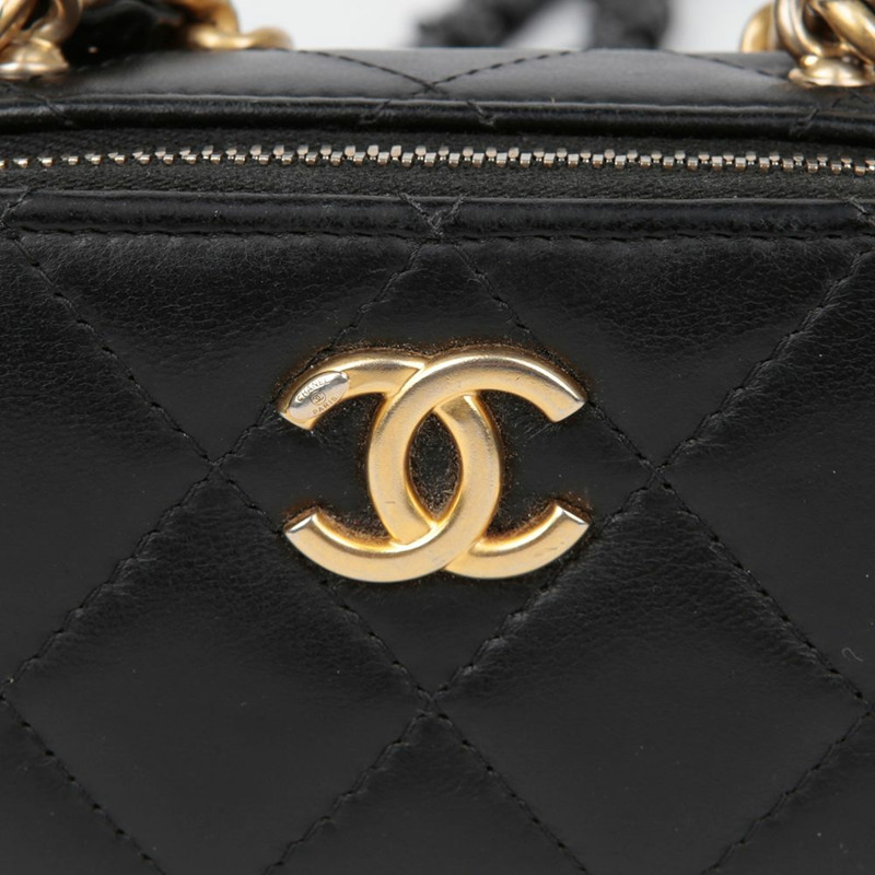 CHANEL AP2738 CC 標誌迷你鏈肩斜背包-2