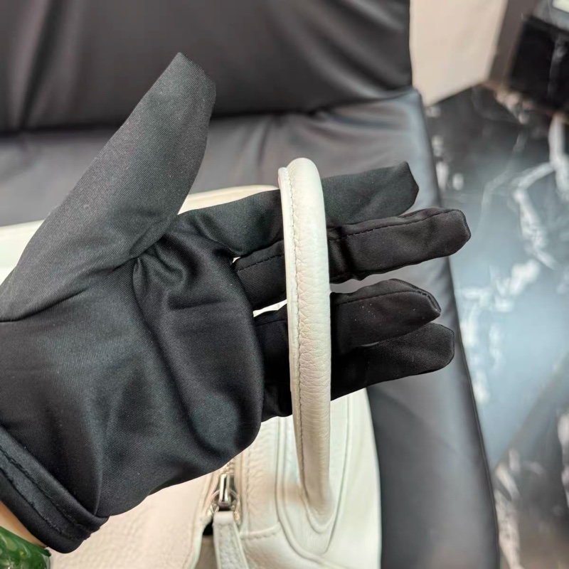 Hermes Lindy30單肩手提包 01純白 銀扣框O刻印 成色很好 鬆弛感滿滿-11