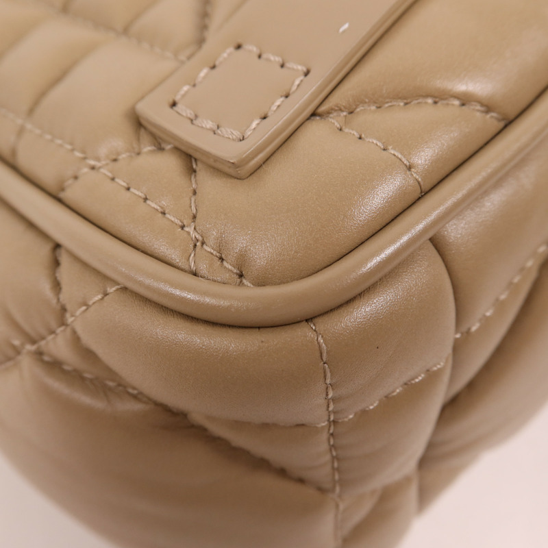 Dior 牛皮皮革Diorcamp Small金扣肩背袋-8