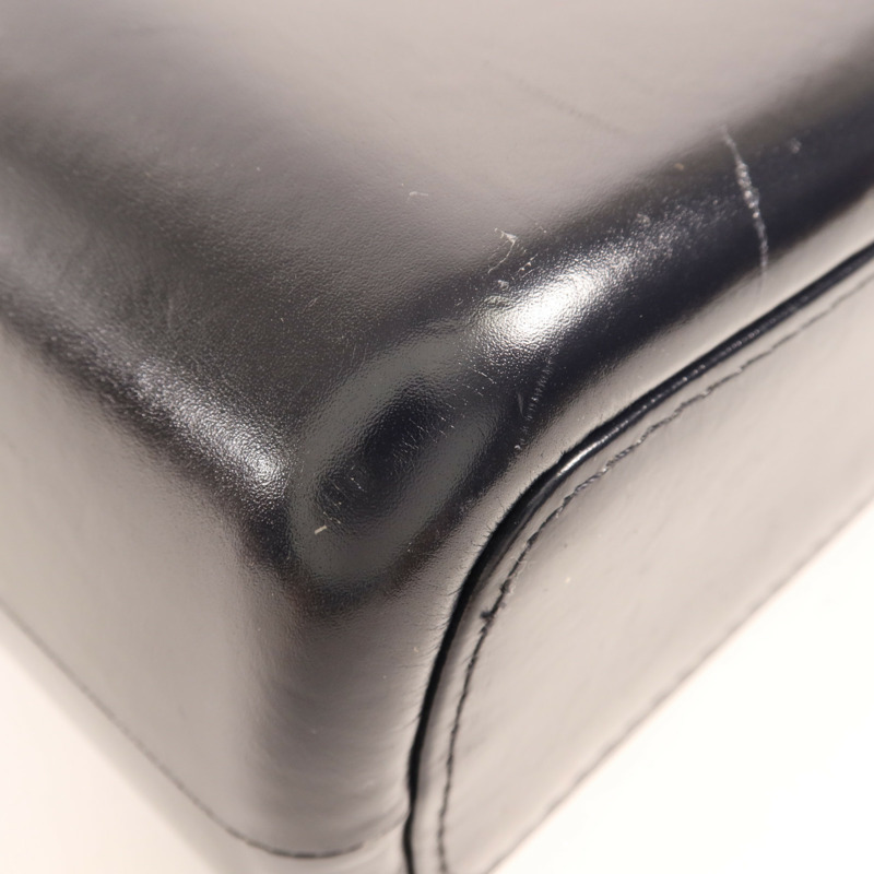 CHANEL 牛皮皮革/羊毛Gabrielle Medium鏈帶肩背袋-6