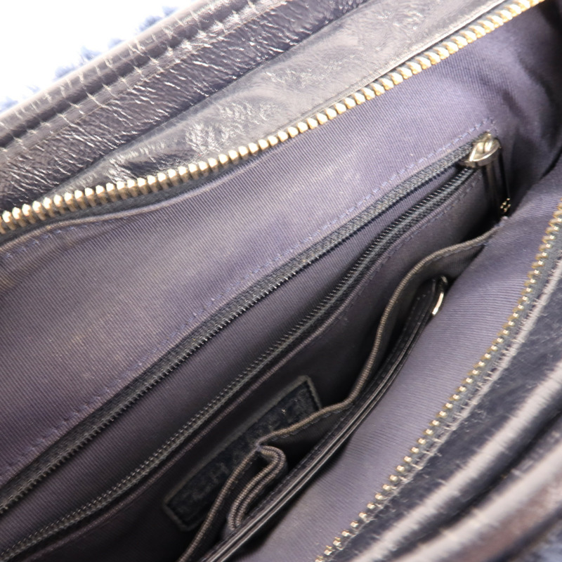 CHANEL 牛皮皮革/羊毛Gabrielle Medium鏈帶肩背袋-12