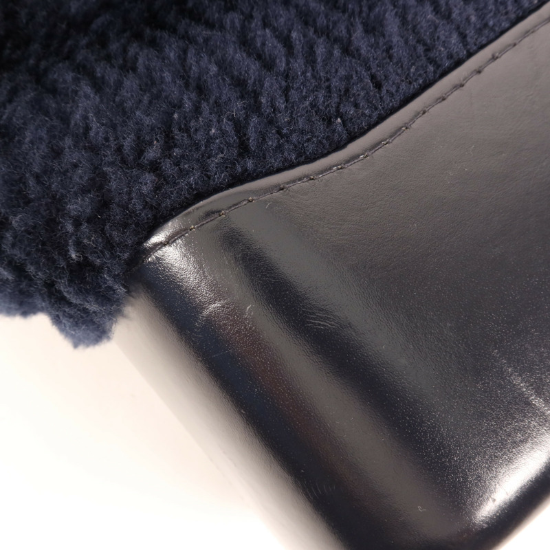 CHANEL 牛皮皮革/羊毛Gabrielle Medium鏈帶肩背袋-18