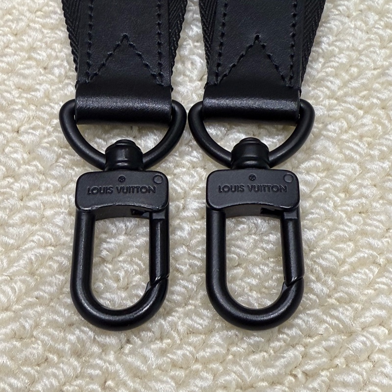 Louis Vuitton - 黑色牛皮壓紋DUO二合一郵差包-14