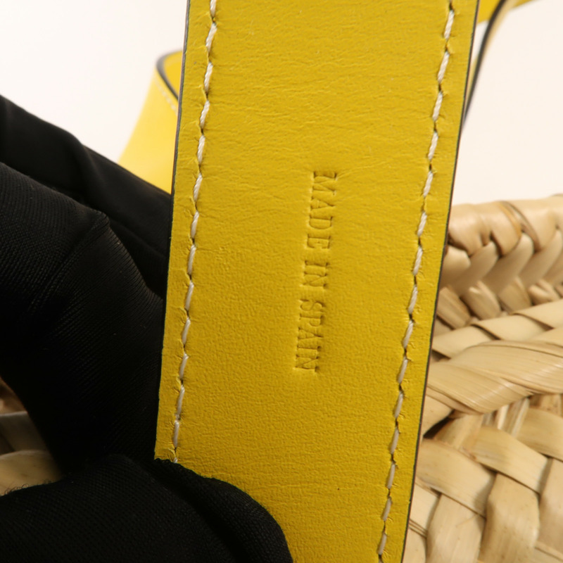 LOEWE 酒椰Basket Bag銀扣手挽袋-11