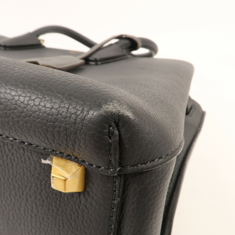 MCM 牛皮皮革Shoulder Bag金扣手挽肩背兩用袋-9