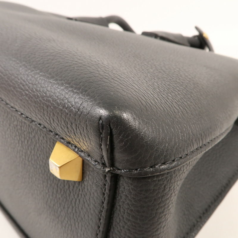 MCM 牛皮皮革Shoulder Bag金扣手挽肩背兩用袋-11