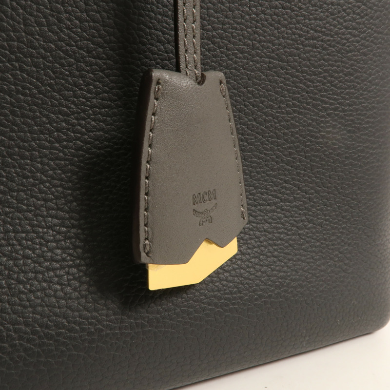 MCM 牛皮皮革Shoulder Bag金扣手挽肩背兩用袋-13