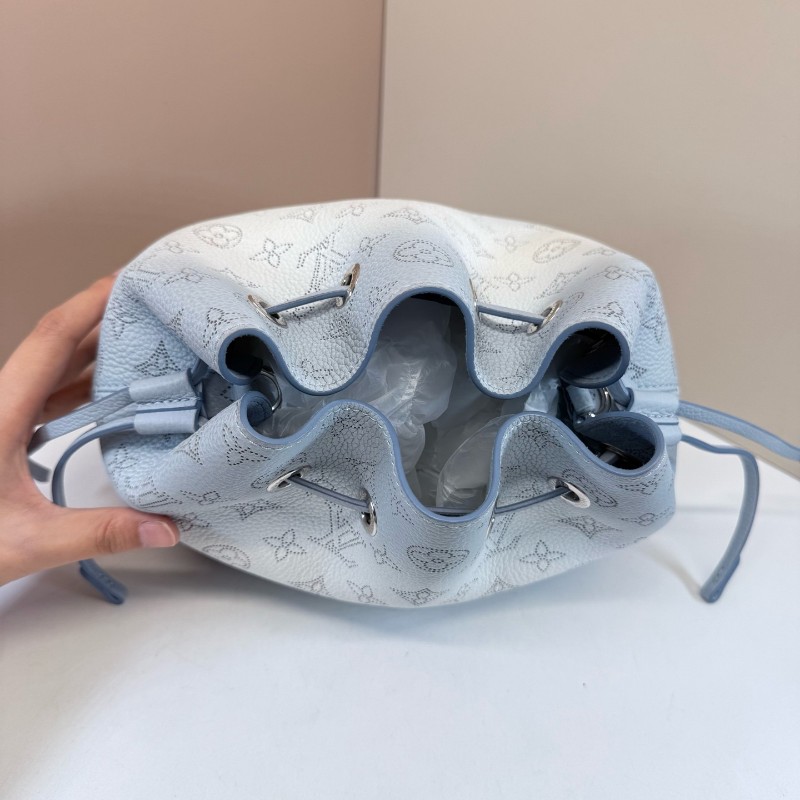 LV Bella 月光女神 抽繩水桶包 底長22cm 牛皮 晶片款-5