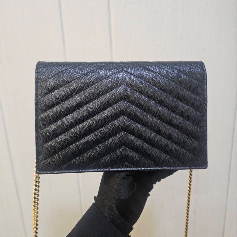 YSL 黑荔枝牛皮山型紋金釦信封下蓋WOC鏈包-6