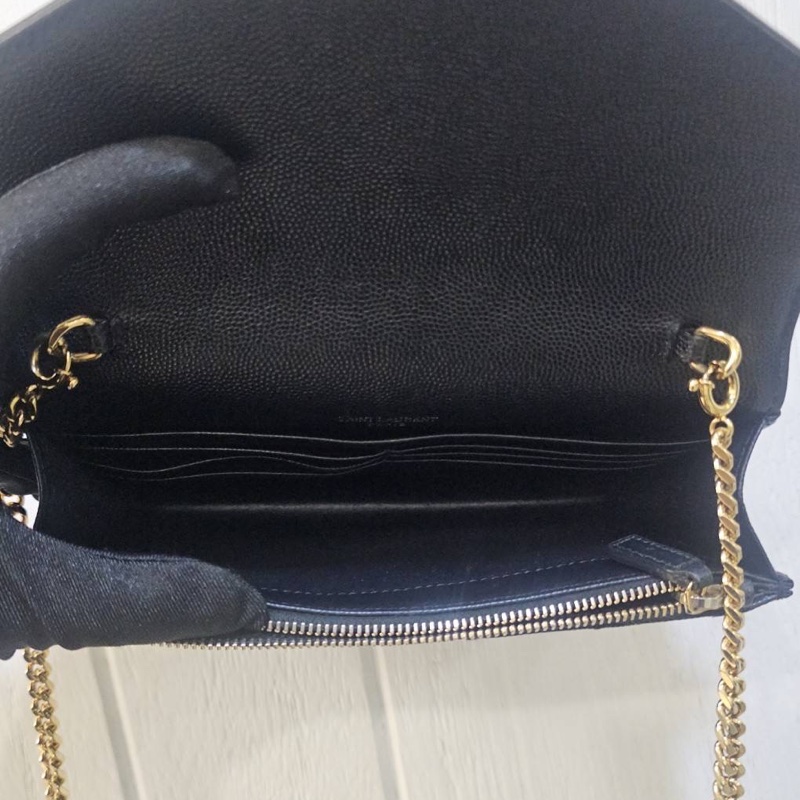 YSL 黑荔枝牛皮山型紋金釦信封下蓋WOC鏈包-9