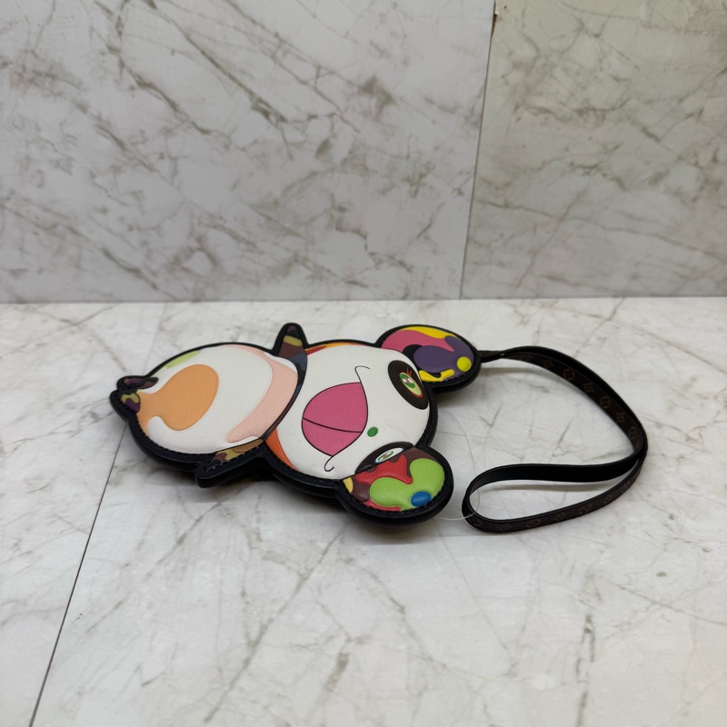 LV草間彌生熊貓吊飾M02440-1