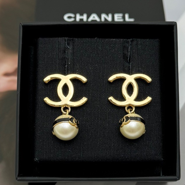 【近新閑置❤️】Chanel 24S珍珠豆 黑色琺瑯雙C 耳環-4