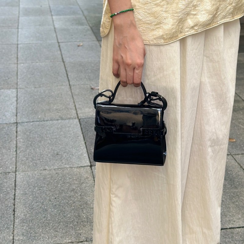 新到❤️Delvaux 漆皮黑色Mini小號 手提包 斜背包 肩背包 尺寸16.5*13-2