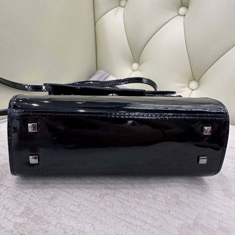 新到❤️Delvaux 漆皮黑色Mini小號 手提包 斜背包 肩背包 尺寸16.5*13-14