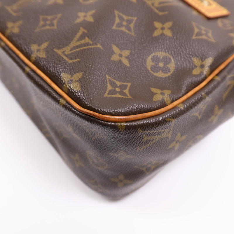 LOUIS VUITTON Monogram Cite GM金扣肩背袋-9