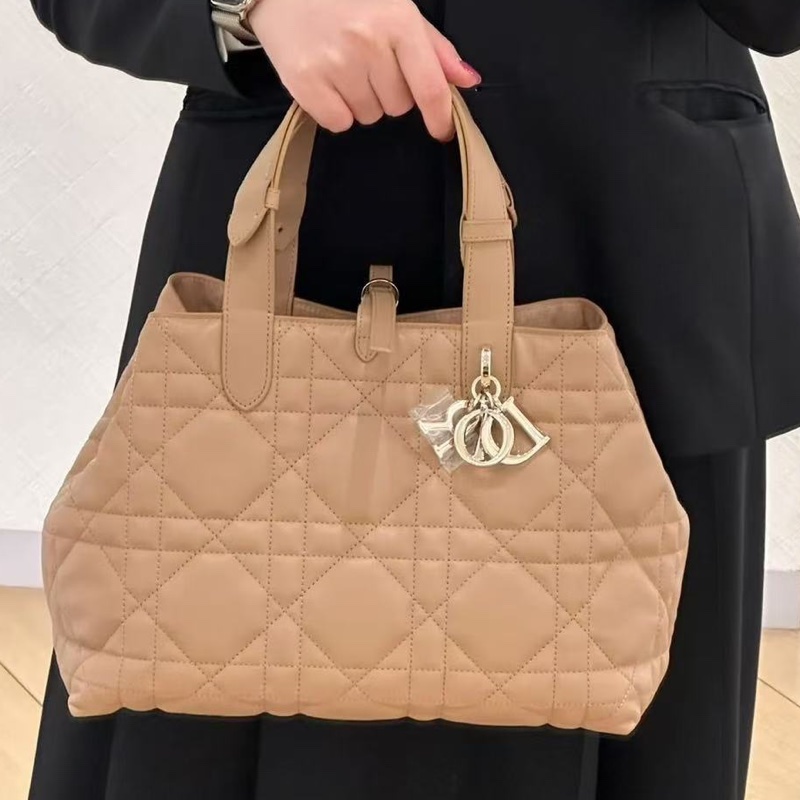 【全套❤️】Dior Toujours 中號 焦糖色金扣 羊皮 購物袋 托特包 手提包-2