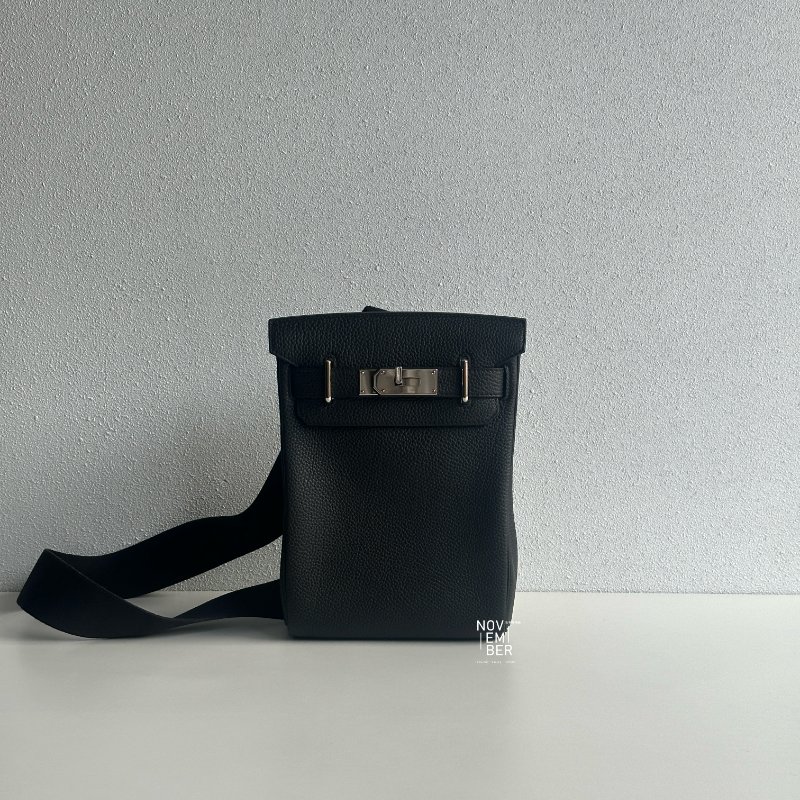 閒置新💖 全配有購證🙌🏻 Hermès Hac A Dos 黑色銀釦-0