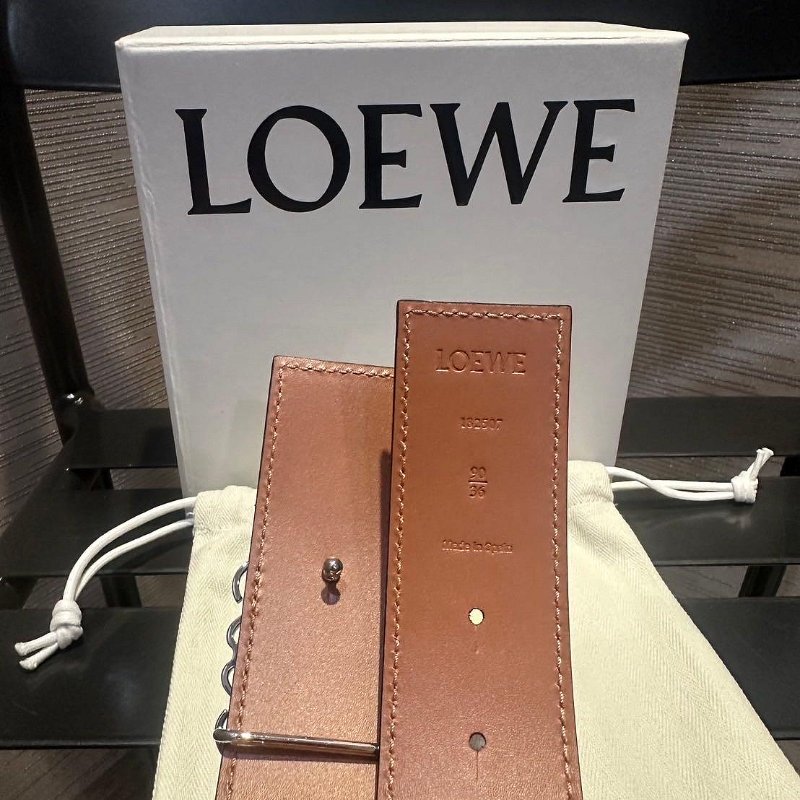 LOEWE 雙面用 4cm 寬 皮帶 現貨 90~100 原價22000-6