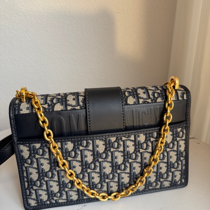 DIor 提花超美蒙田30 根本沒用-4