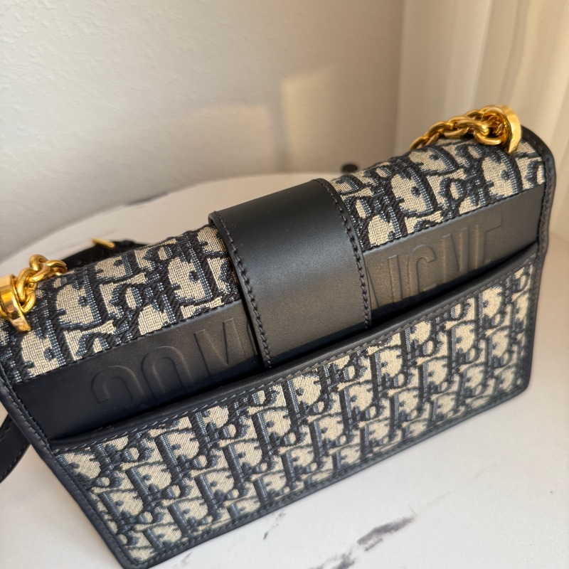 DIor 提花超美蒙田30 根本沒用-5