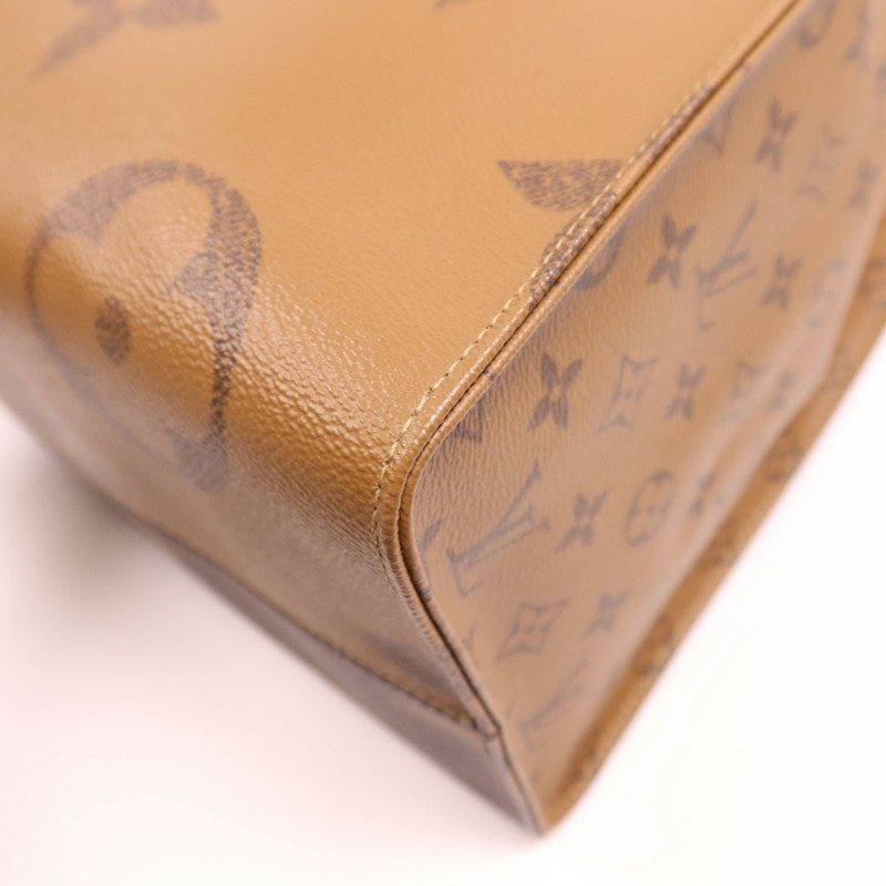 LOUIS VUITTON Monogram Giant OnTheGo GM金扣手挽肩背兩用袋-7