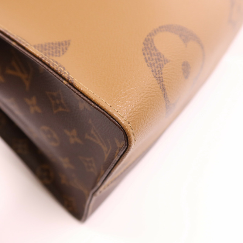 LOUIS VUITTON Monogram Giant OnTheGo GM金扣手挽肩背兩用袋-8