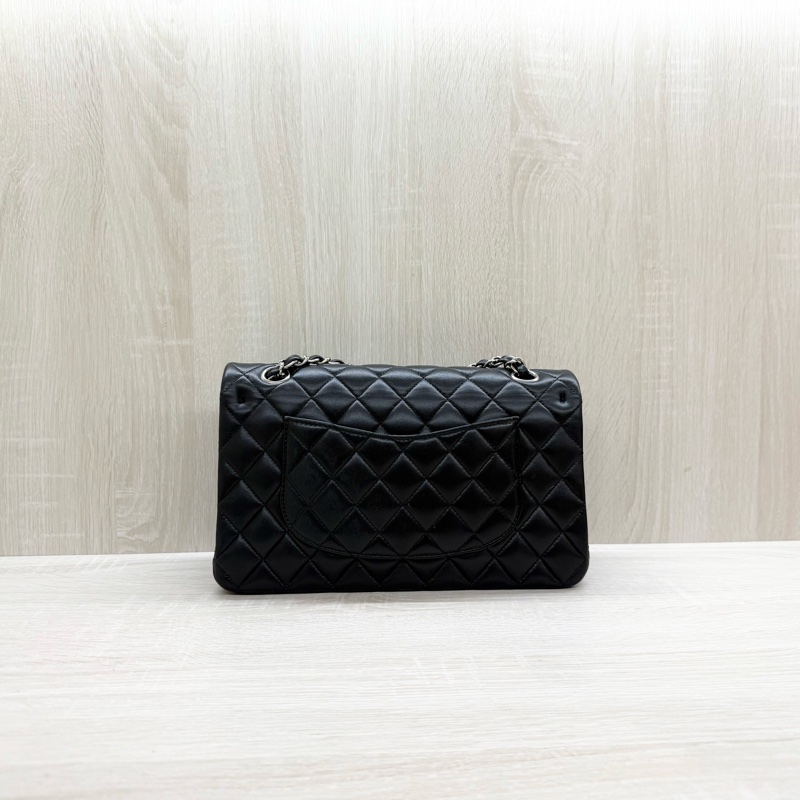 CHANEL口蓋包黑色銀釦羊皮COCO25/A01112-1