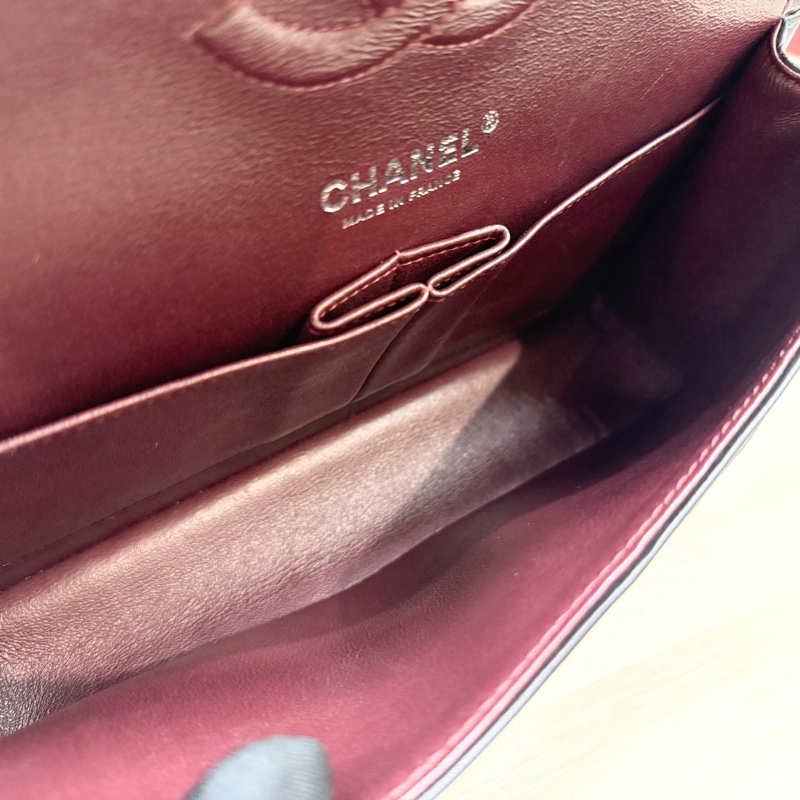 CHANEL口蓋包黑色銀釦羊皮COCO25/A01112-8