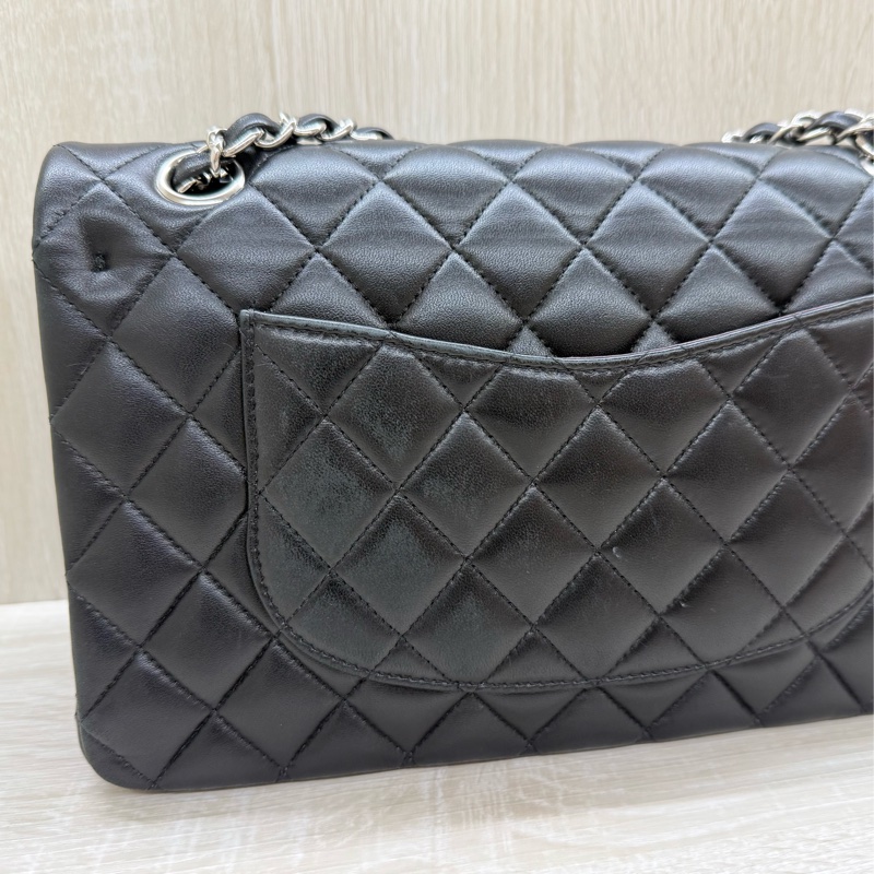 CHANEL口蓋包黑色銀釦羊皮COCO25/A01112-10