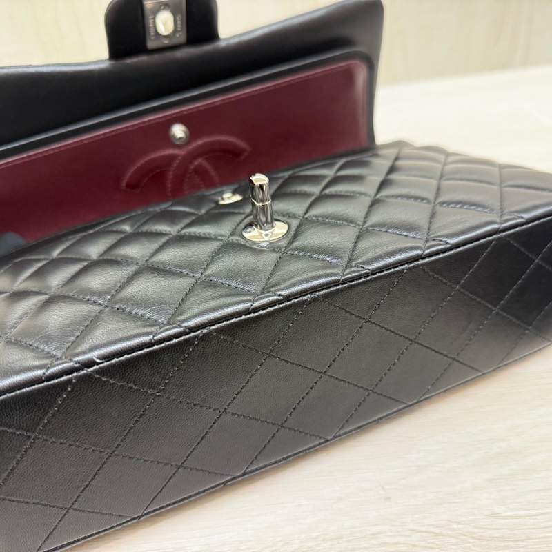 CHANEL口蓋包黑色銀釦羊皮COCO25/A01112-13