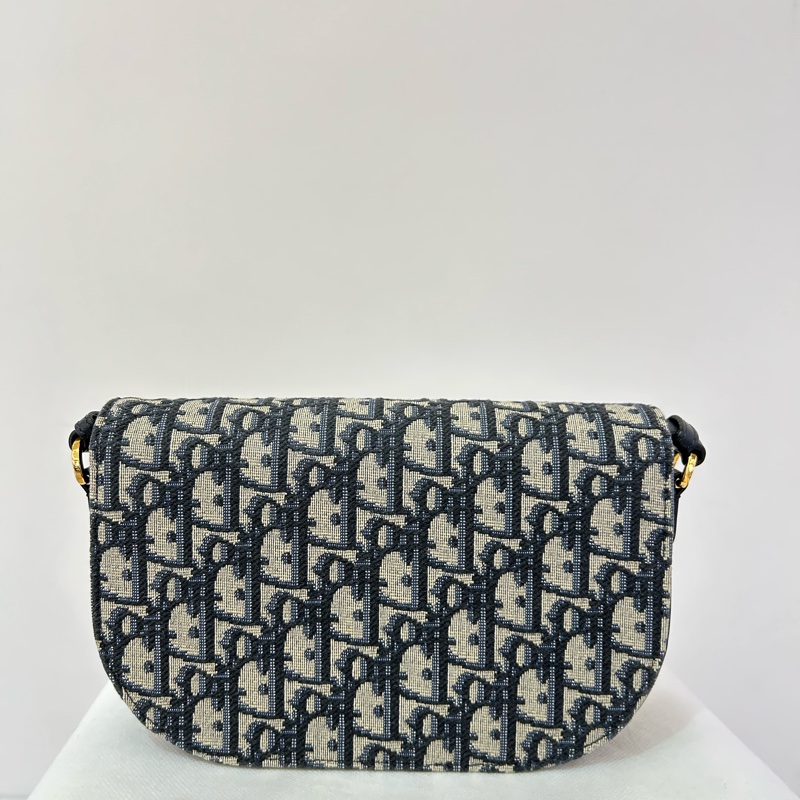 DIOR緹花布豬鼻子掀蓋斜背包-1