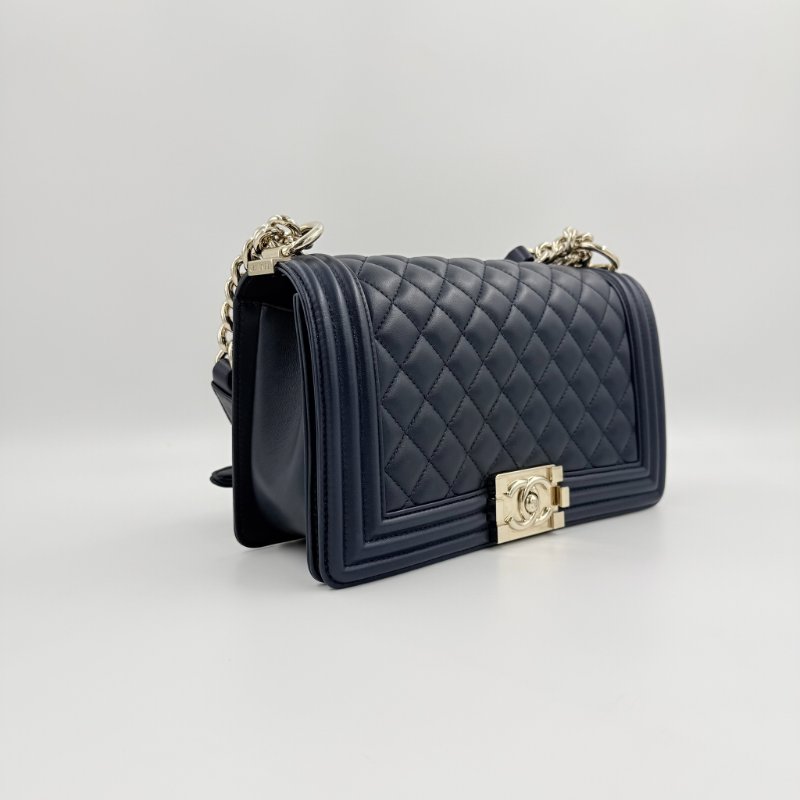 CHANEL - 深藍色羊皮金釦BOY25cm-3