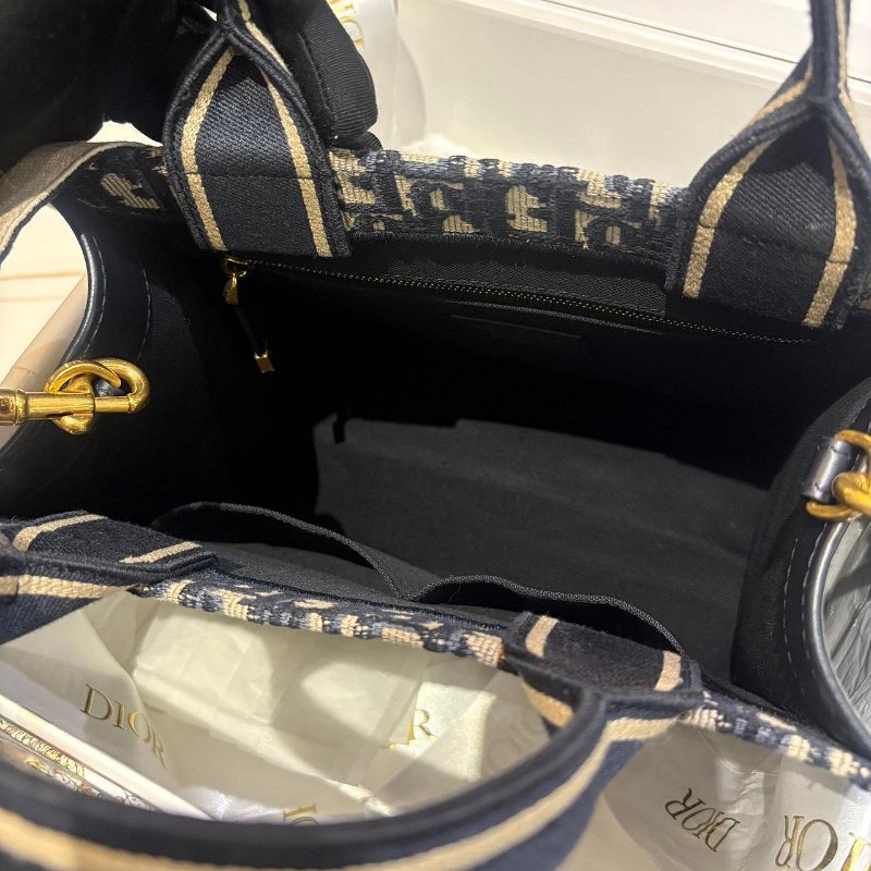 *SHIHNA名牌精品* Dior Book Tote 藍色老花刺繡小型托特包-6