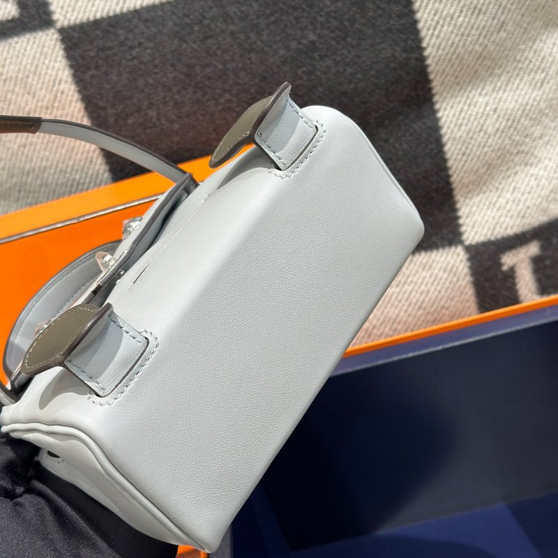 【極致天菜】HERMES KELLY DOLL 8U冰川藍 熱騰騰剛拿出來 持續漲價中!! 必須把握-1