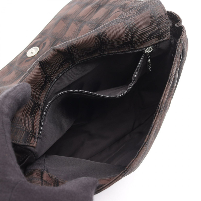 CHANEL 新款旅行腰包 A29346 尼龍帆布 棕色黑色 二手 女款 SHW-2