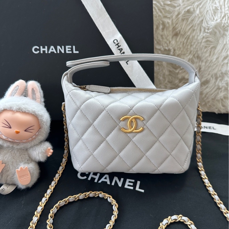 【配件：防塵袋 💕】Chanel 25P 飯盒包 灰色 拉絲金扣 大logo 荔枝牛皮 手提 單肩 斜挎-0