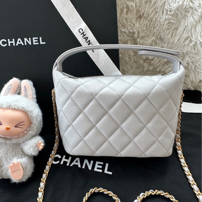 【配件：防塵袋 💕】Chanel 25P 飯盒包 灰色 拉絲金扣 大logo 荔枝牛皮 手提 單肩 斜挎-2