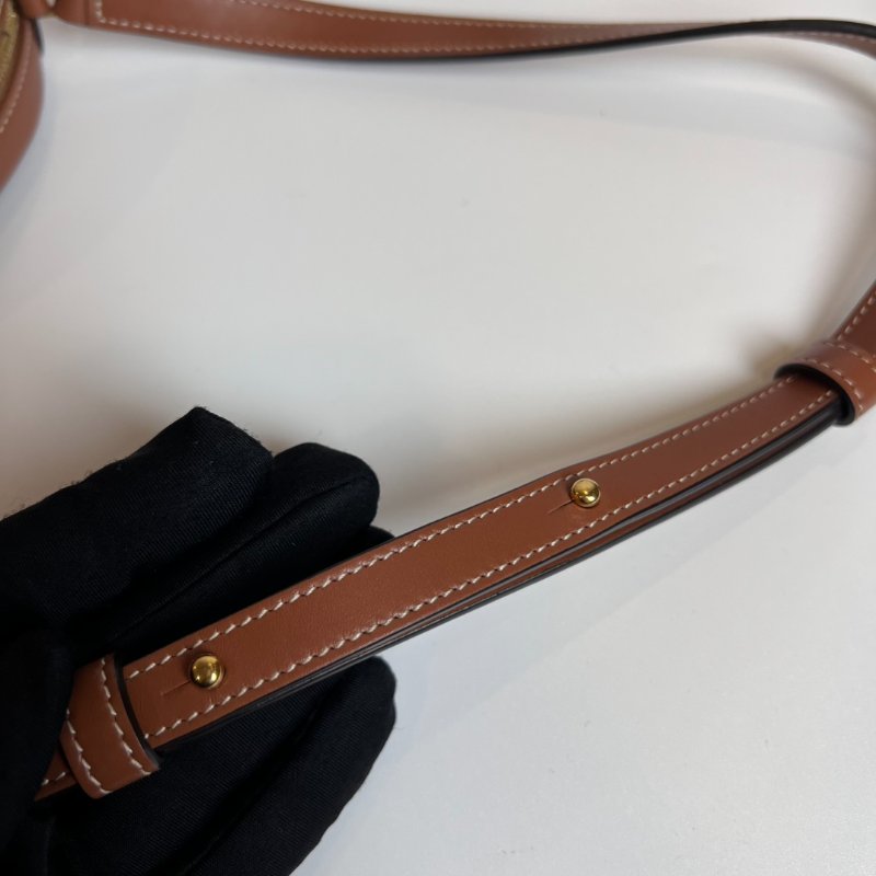 全新品 CELINE 焦糖色月餅包 小號-6