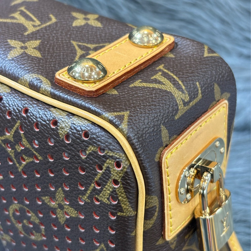 LV 橘 原花 洞洞 包 肩背包 手提包 M95177 方塊包 晚宴包 鎖頭包 拉鍊包-10