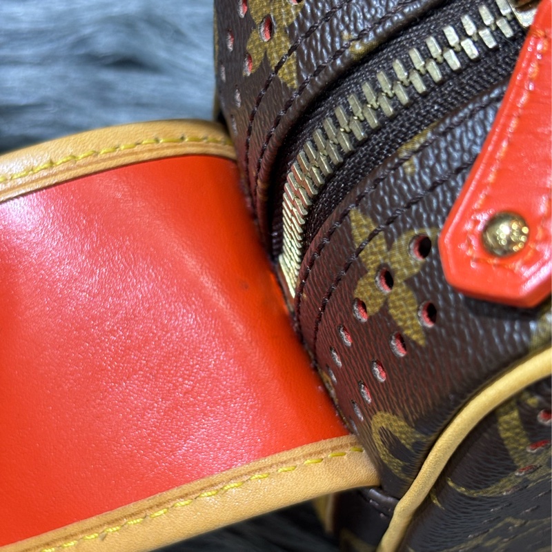 LV 橘 原花 洞洞 包 肩背包 手提包 M95177 方塊包 晚宴包 鎖頭包 拉鍊包-39