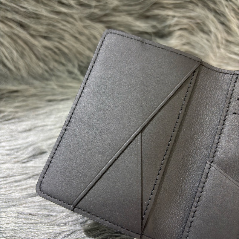 LV M62899 黑色原花老花字紋牛皮 萬用錢包信用卡夾證件套悠遊卡夾名片夾名片包-19