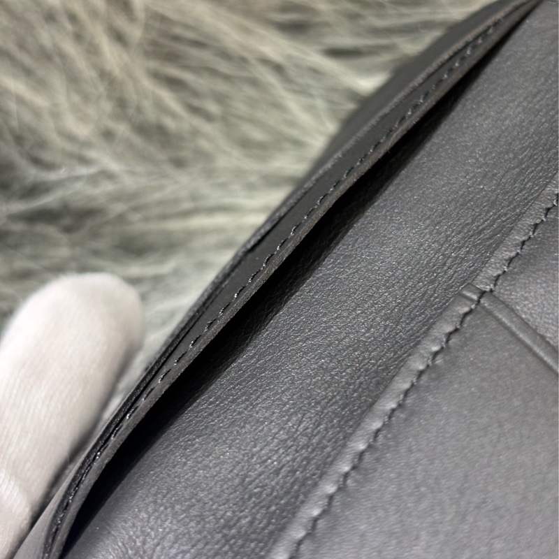 LV M62899 黑色原花老花字紋牛皮 萬用錢包信用卡夾證件套悠遊卡夾名片夾名片包-22