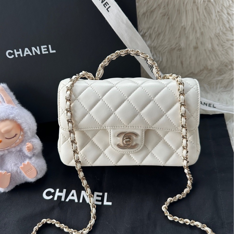 【❤️ 配件:原票大全套】Chanel 23A 水鑽手柄 cf mini 白金 白色 金扣 手提 單肩 斜挎-0