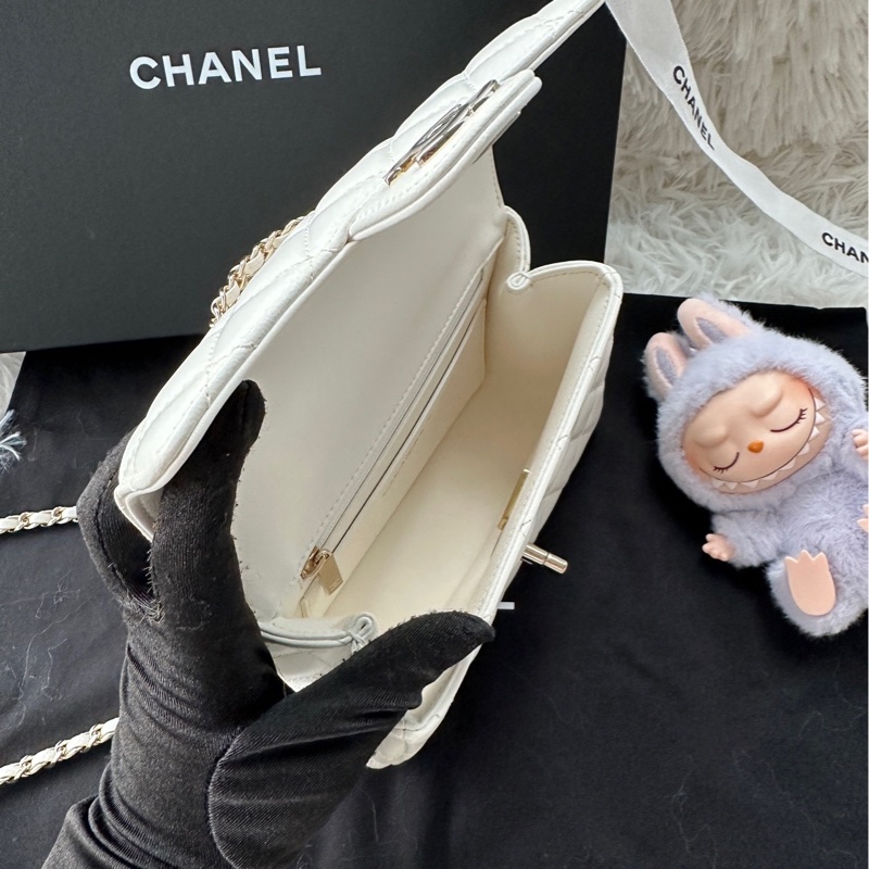 【❤️ 配件:原票大全套】Chanel 23A 水鑽手柄 cf mini 白金 白色 金扣 手提 單肩 斜挎-5