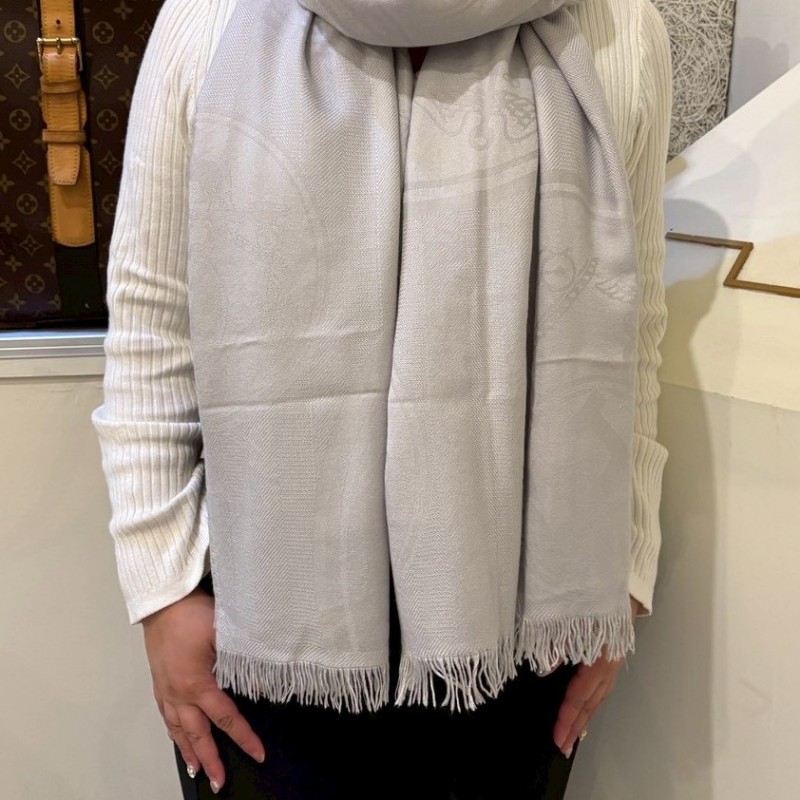 Hermes 淺灰馬車圖cashmere 圍巾-3
