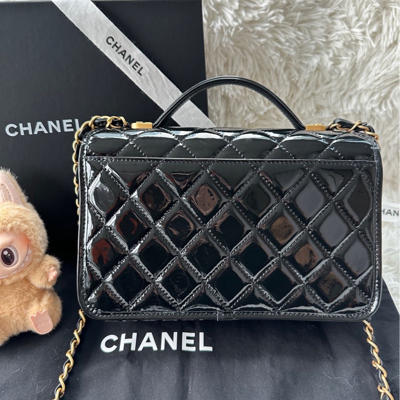 【配件：防塵袋 💕】Chanel 22K 公文包 小號 黑金 黑色 金扣 漆皮 牛皮 手提 單肩 斜挎-2