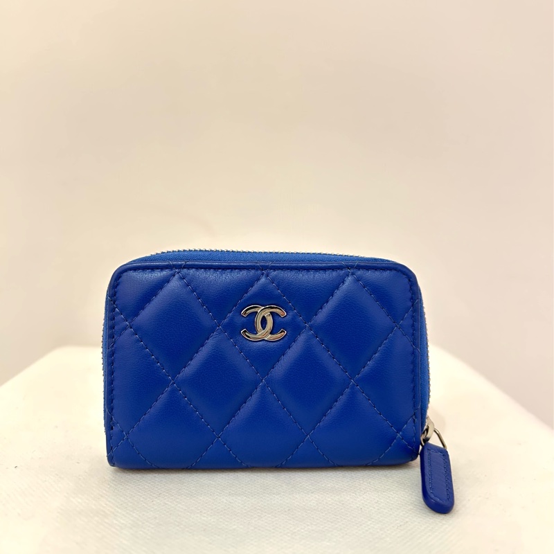 CHANEL藍羊皮銀釦ㄇ拉零錢包-0
