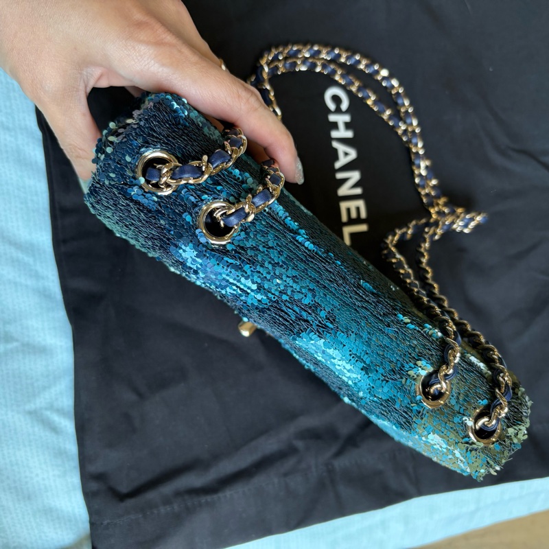 Chanel 手工坊藍綠漸層亮片經典口蓋包 mini CF-3