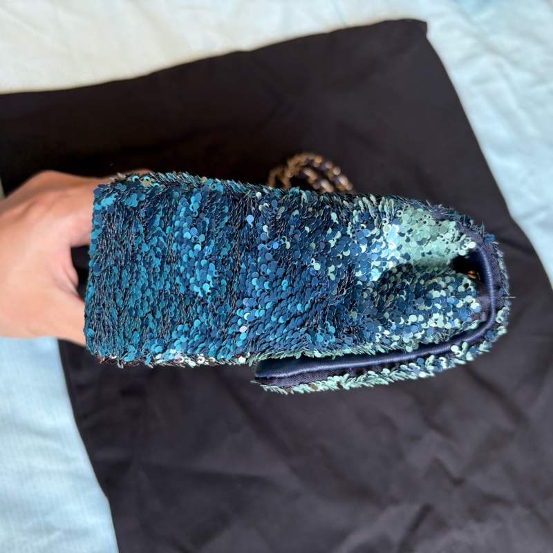 Chanel 手工坊藍綠漸層亮片經典口蓋包 mini CF-4