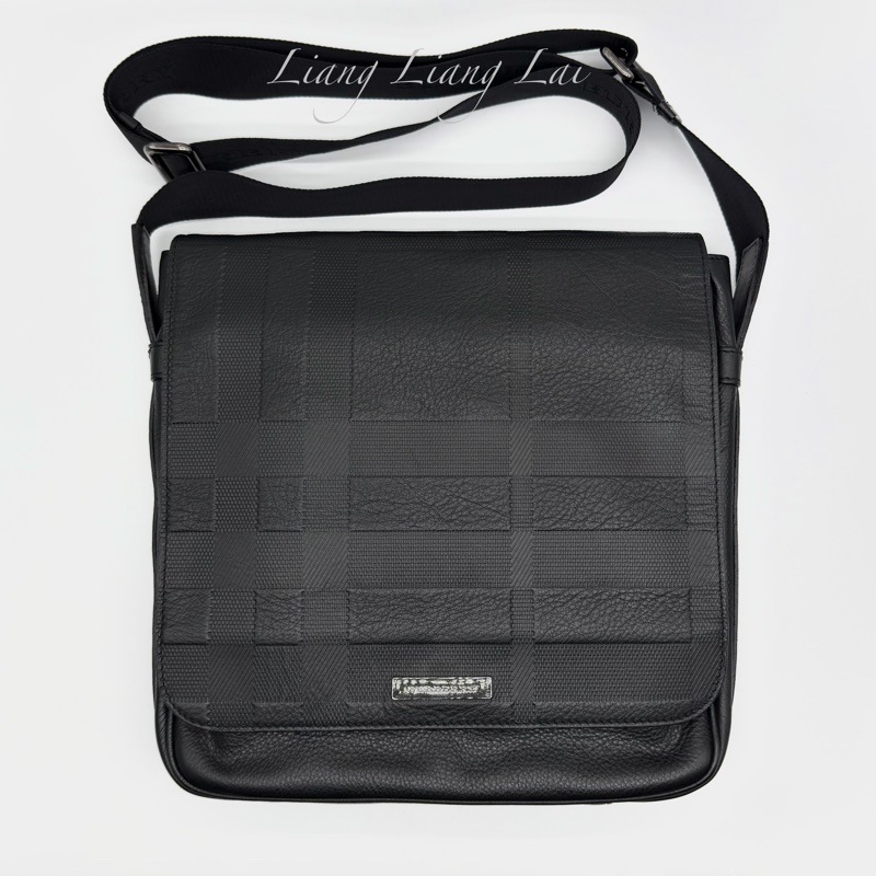 BURBERRY 格紋壓紋小牛皮黑色斜背包-5